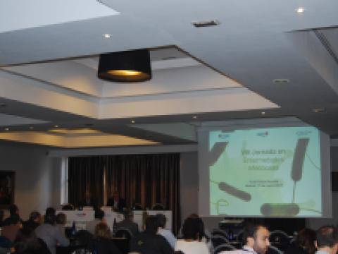 img-viii-jornada-enfermedades-infecciosas-001.jpg