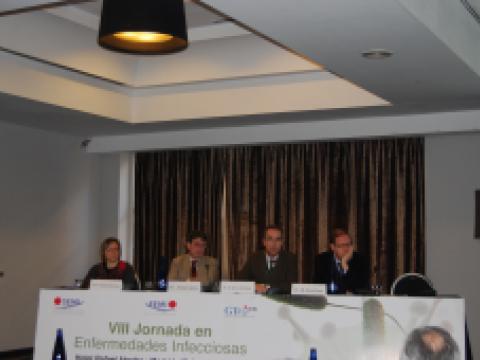 img-viii-jornada-enfermedades-infecciosas-002.jpg