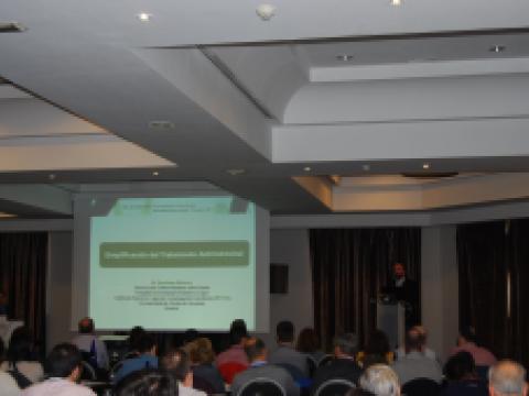 img-viii-jornada-enfermedades-infecciosas-008.jpg